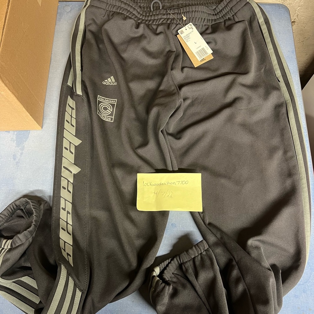 Adidas calabasas pants